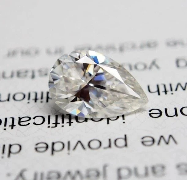 Loose CVD Lab-Grown Diamond 1.90 Ct (7x10mm) Pear -D Color, IF CLARITY Certified - Image 3 of 4