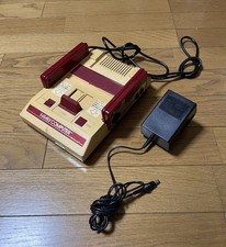 Nintendo HVC-001 Famicom Console Early Model Square Button Family Computer FC