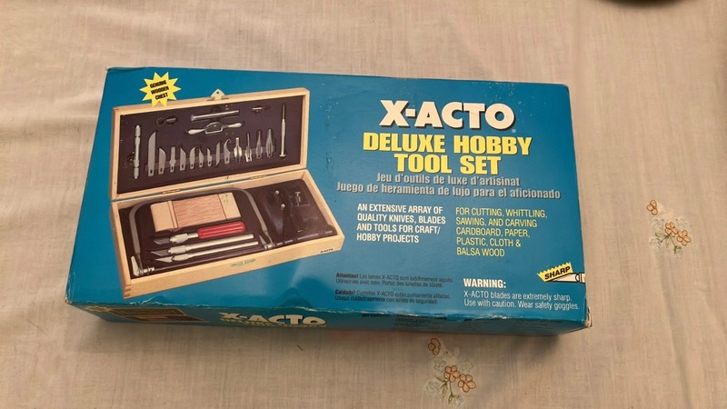 X-ACTO Deluxe Hobby Tool Set Knife Set With Wooden Box