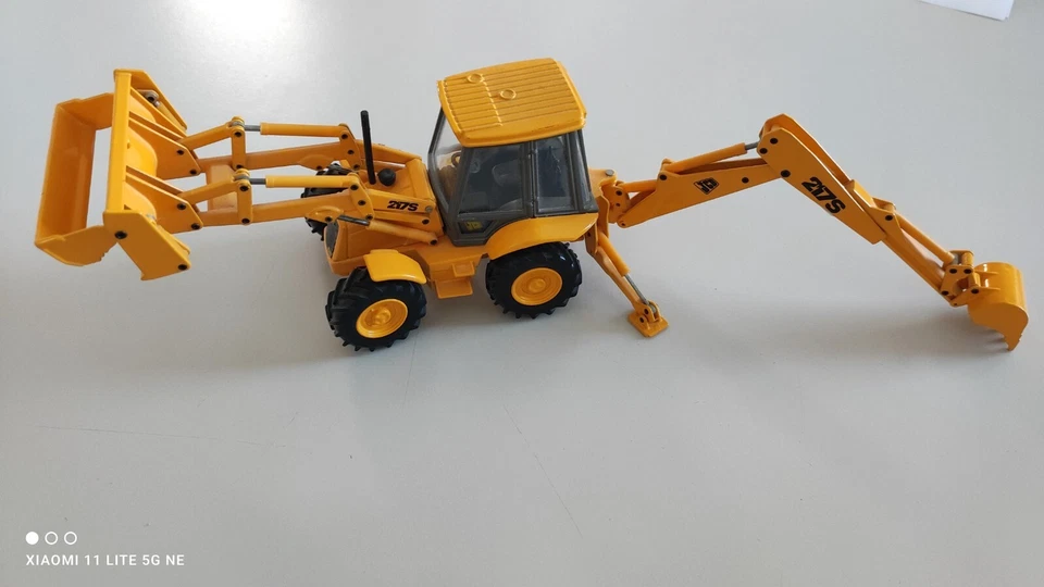 Modellino terna JCB 217S JOAL scala 1/35 usata in ottime condizioni (vedi foto!) - Immagine 4 di 4