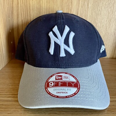 BRAND NEW (NWT) - New York Yankees New Era Hat Cap, Adjustable Strap - MINT!!!