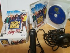 Wii High School Musical Sing Along Microphone and Game 