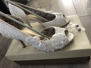 monsoon bridal shoes