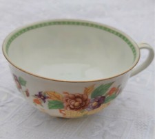 Tasse Pocelaine Royale EPIAG Décor floral