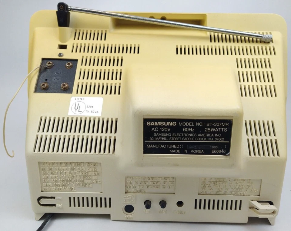 1985 Samsung 12" Portable Dial CRT B&W TV BT307MR Retro Gaming 12v Korea VHF/UHF - Image 2 of 4