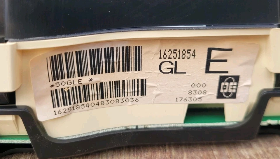 Cuadro de instrumentos velocímetro Buick Century 99-05 77.308 millas 16251854 Foto 4 de 4