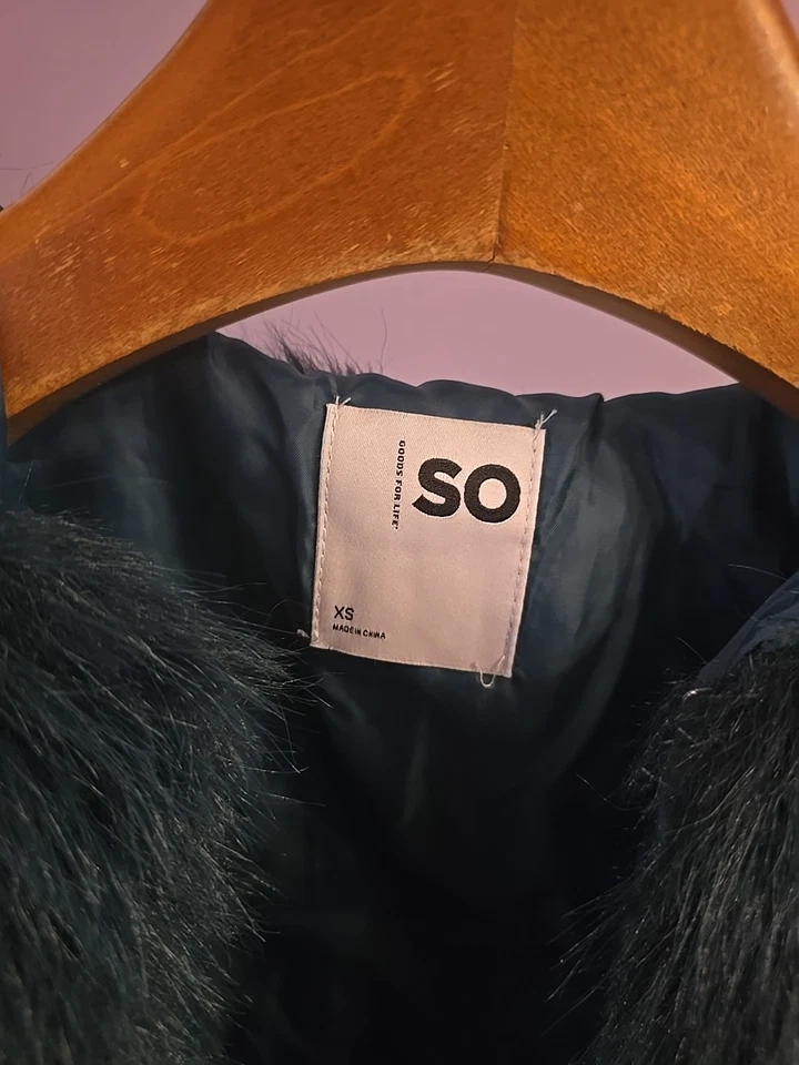 Forro de poliéster con carcasa de piel sintética verde talla XS de SO Goods For Life Size Kohl's Foto 3 de 4