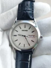 Vintage Seiko 7N43-8090 QUARTZ Kanji English Day Date (1990s) Men Watch !