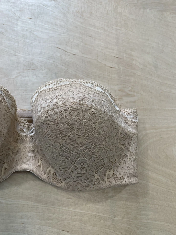 Sujetador de encaje sin tirantes b.tempt'd by Wacoal para mujer talla 36D Ciao Bella Foto 2 de 4