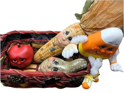 VTG! Lot 4 Vintage Anthropomorphic Fall Figurines Candy Corn Corn Apple Gourd