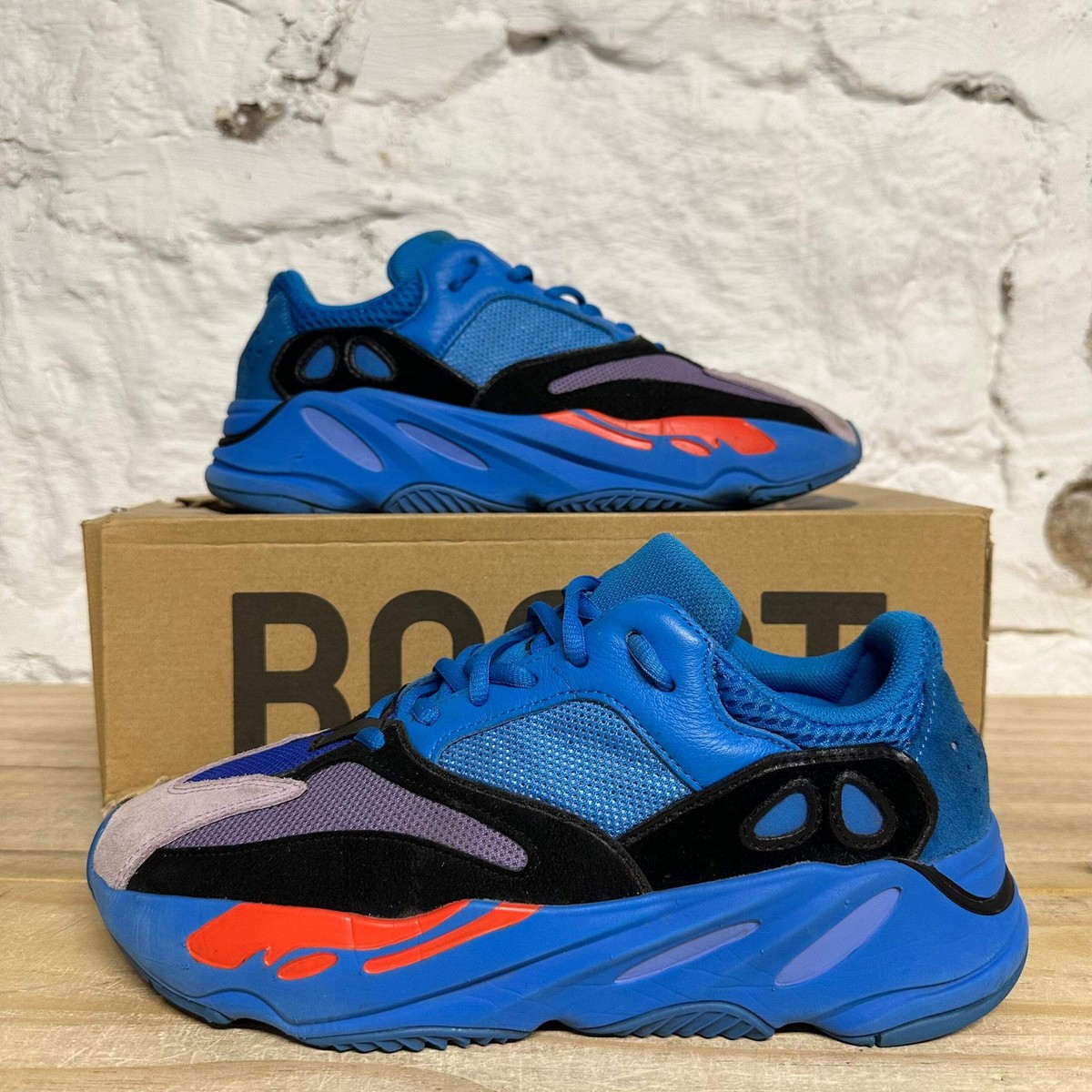 adidas Yeezy Boost 700 'Hi-Res Blue' Men's Size 9 Pre-owned Sneakers HP6674  | eBay