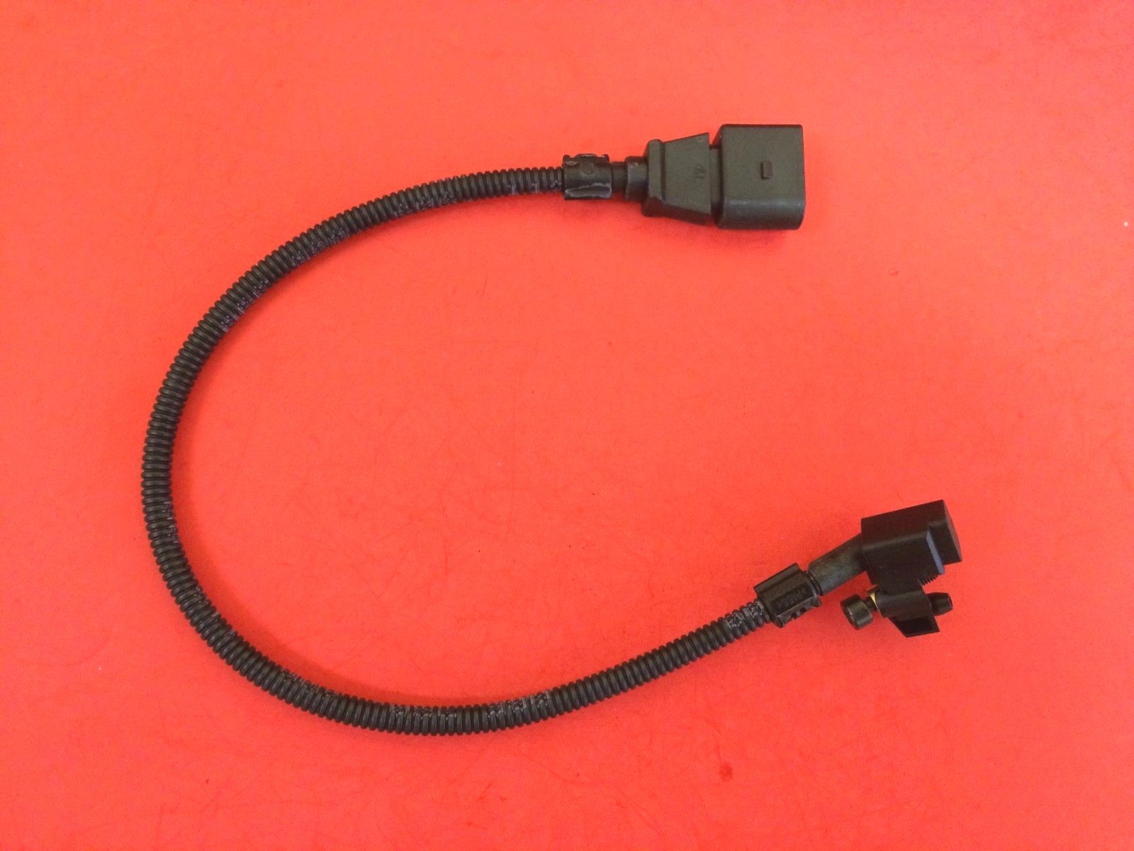 New Engine Crankshaft Position Sensor PC691 fits 04-06 Porsche Carrera GT 980594