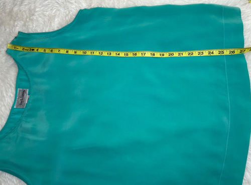 Diane von Furstenberg Size 1X Silk Assets Solid Green Sleeveless Tank Blouse - Picture 6 of 7