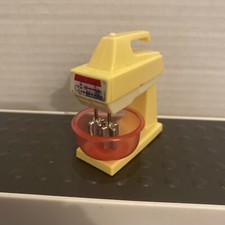 Vintage 1980s Barbie Wind-up Kitchen Mixer READ