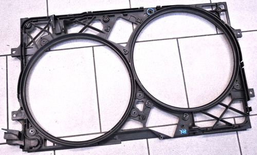 VW PHAETON 3D V10TDI / WASSERKÜHLER KÜHLERZARGE ZARGE / 3D0121191H (HX266)