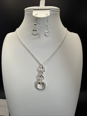 NIB AVON 2011 Portia Necklace And Earrings Gift Jewelry Set