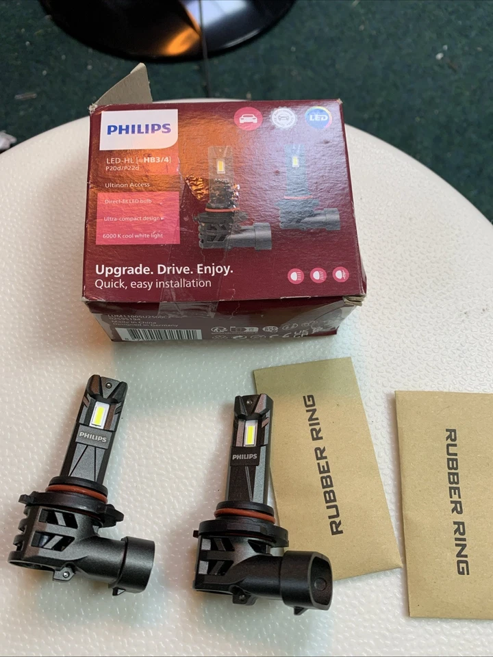 Philips Ultinon Access LED car headlight bulb (HB3/HB4), ultra-compact pack of 2 - Image 2 of 2
