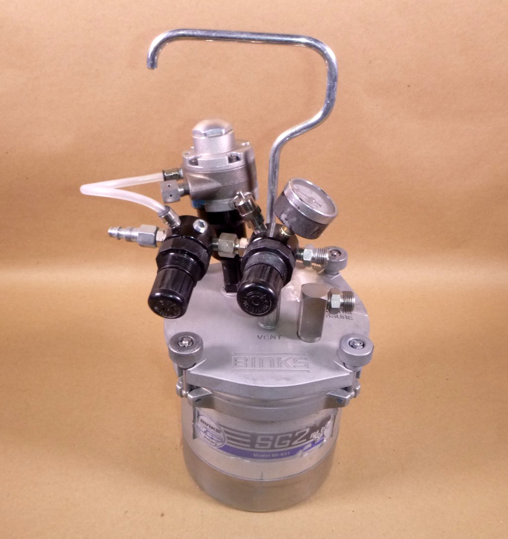 Binks SG2 Plus Pressure Cup Model 80-651 With Gast Rotary Agitator 2 Quart