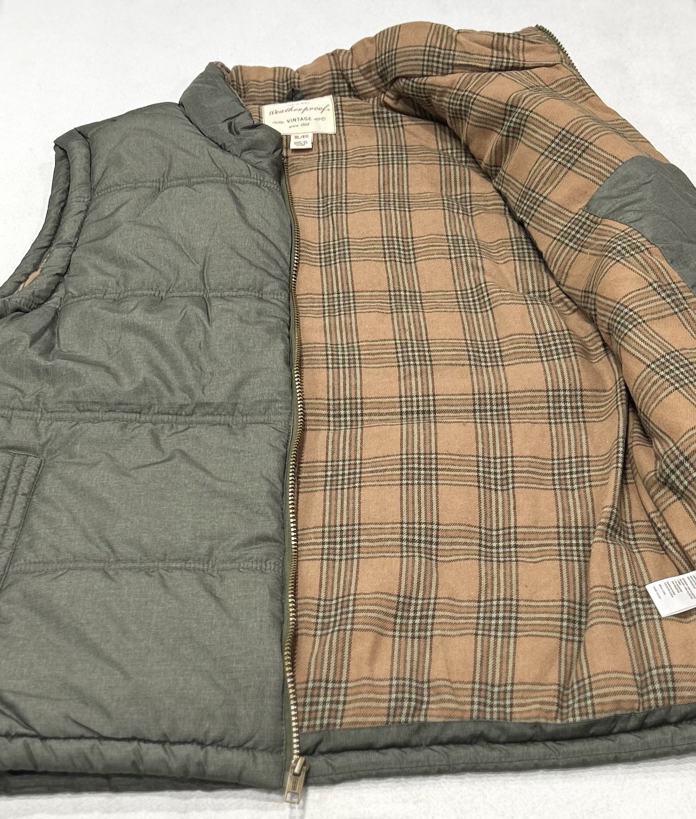 Vintage Green Flannel-Lined Puffer Vest for Men - Weatherproof - Size XL