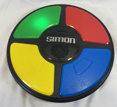 #ad Simon Says 2019 Hasbro Electronic Memory Game Full Size Lights Up New Batteries $12.99