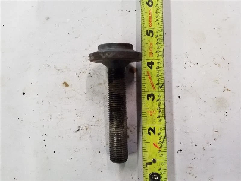 Perno delantero de eje a buje CV | Se adapta a Audi A4 / Volkswagen Passat 1996-2002 Foto 2 de 4