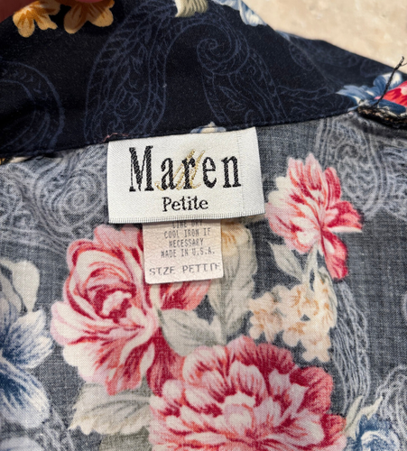 Red Rose Floral Blouse Shirt For Women Maren M Short Sleeve Size Small Petite - Picture 8 of 11