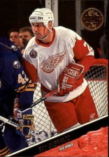 1993-94 Leaf #44 Ray Sheppard - NM