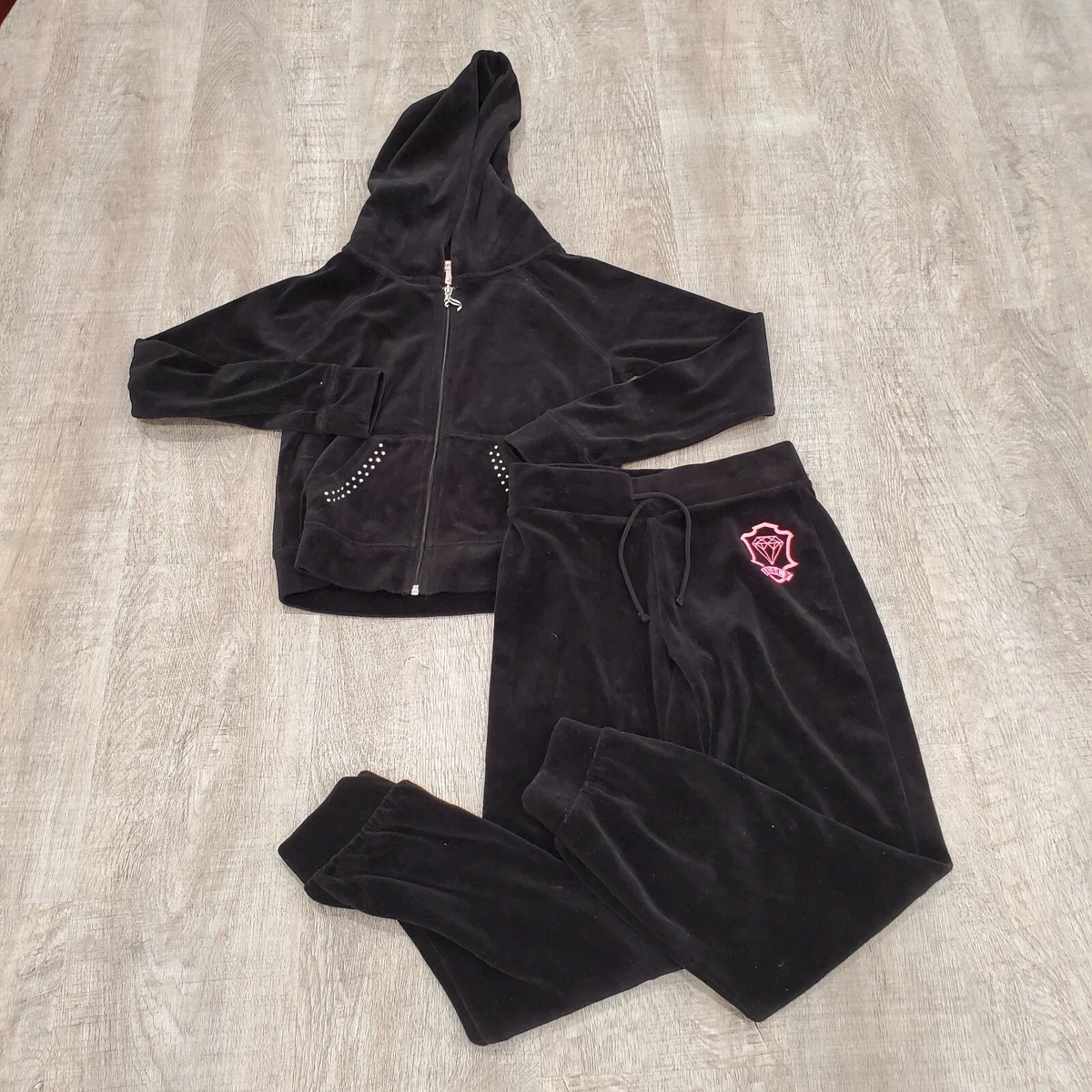 Best Tracksuit Sets: Juicy Couture, Nike, adidas