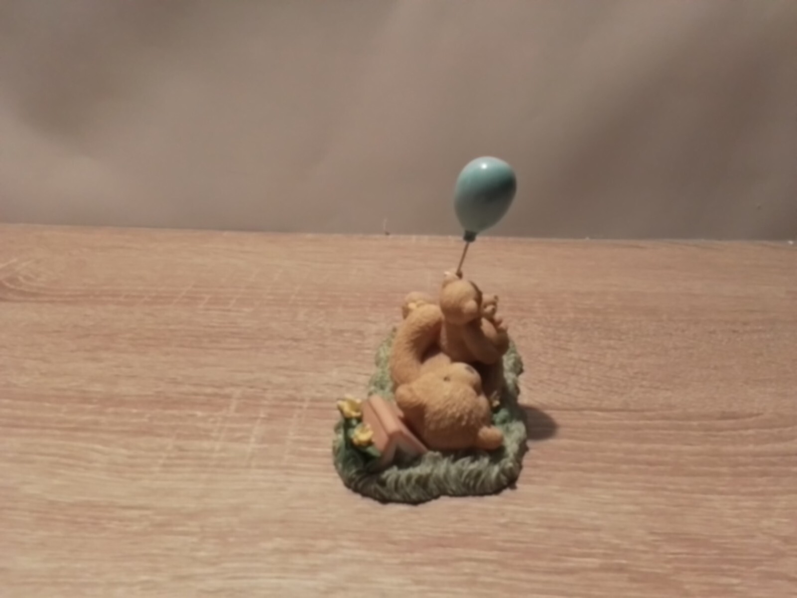Picture 4 of 8