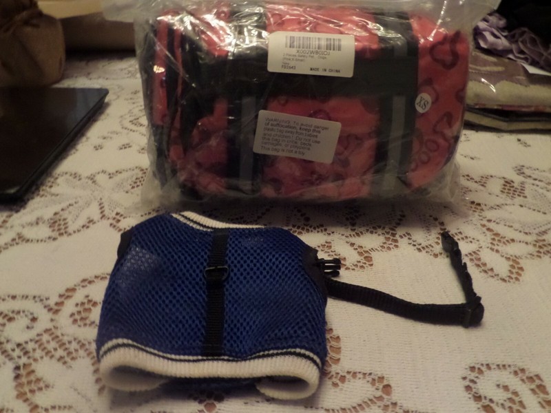 New XS Pink Dog Safety Life Jacket, Blue Mesh Halter Harness, Black Collar Lot