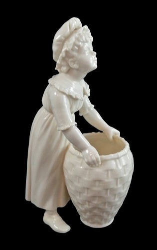 Antique porcelain Hadley Royal Worcester Kate Greenaway girl basket figurine 827 - Picture 4 of 14