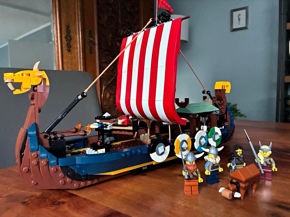 LEGO Creator 31132 Viking Ship and the Midgard Serpent, Foto 1 von 5