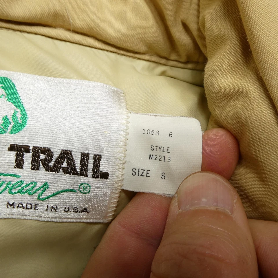 Vintage Pacific Trail Jacket Mens Small Blue Tan Down Puffer Made USA Retro 80s - Image 4 of 4