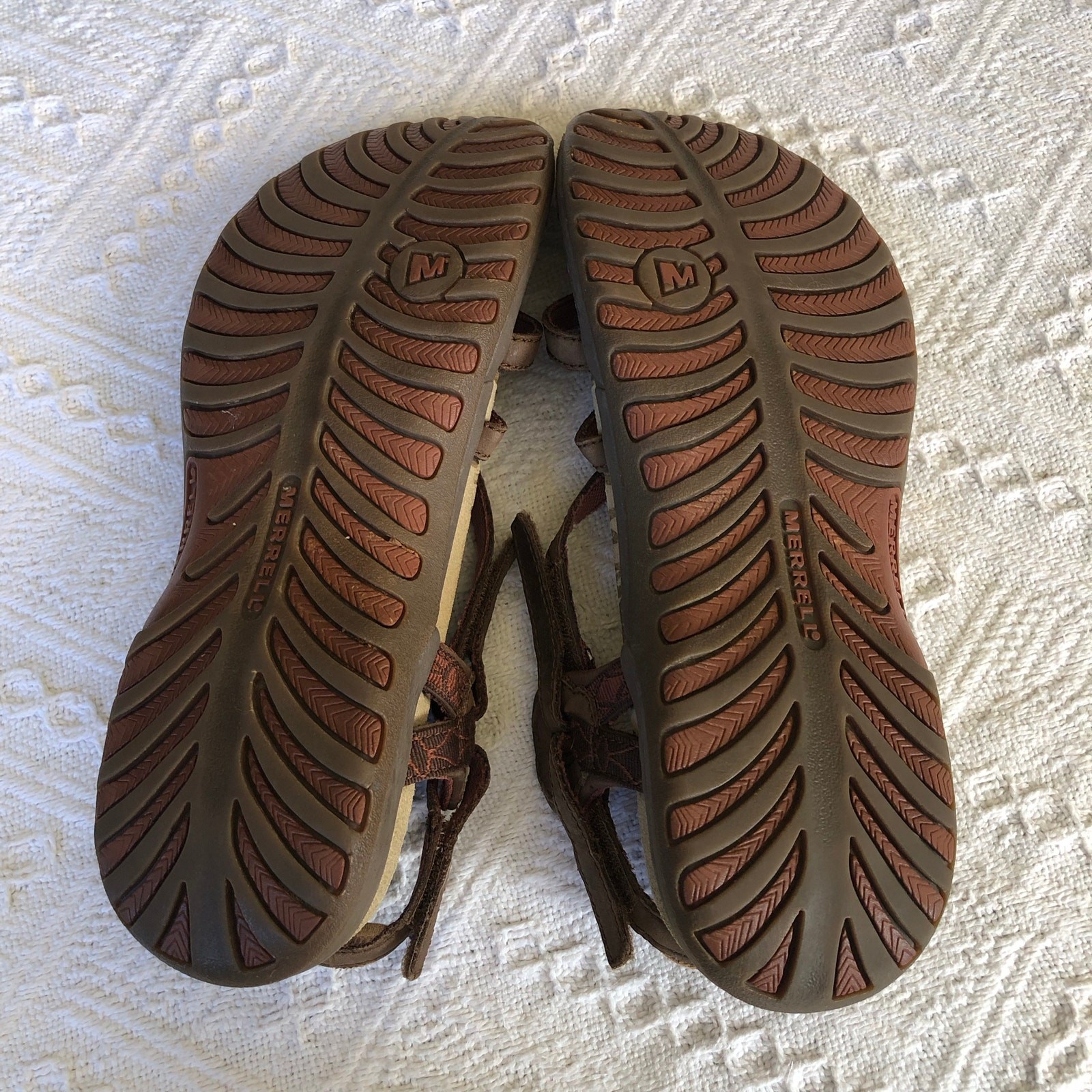 Merrell Jacardia sandalo donna taglia 9 terra scura forma Q cinturino fibbia cuscino d'aria