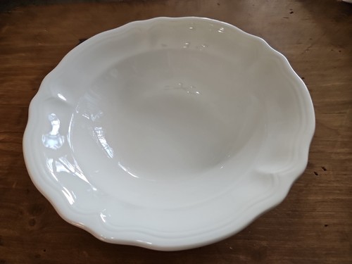 Precioso cuenco para servir Federalist Ironstone Japón 9,25" X 2,5" festoneado vintage - Imagen 4 de 10