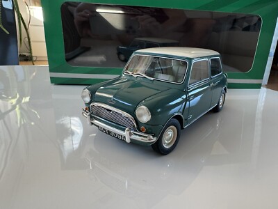 Austin Mini Cooper Mk1 grün 1:18 Cult Scale Models