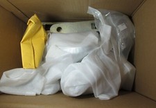 NEW RETRAC 206180 MAGLATCH GRILLE GUARD MOUNTING BRACKET KIT FOR VOLVO VNR/VNL