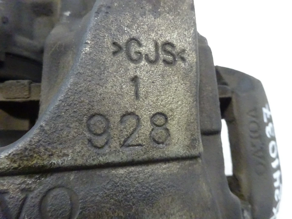 Pinza de freno delantera derecha del lado del pasajero Volvo XC60 2010-2015 OEM AK241037 Foto 2 de 4