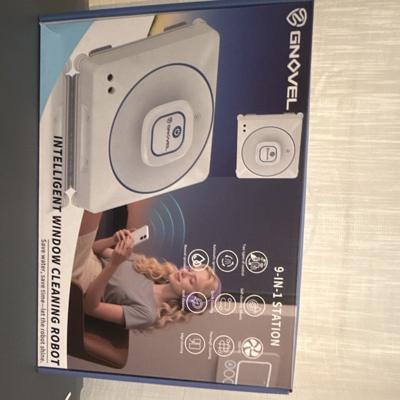 GNOVEL Window Cleaning Robot for Windows w/ Automatic Sprinkler, White/Blue