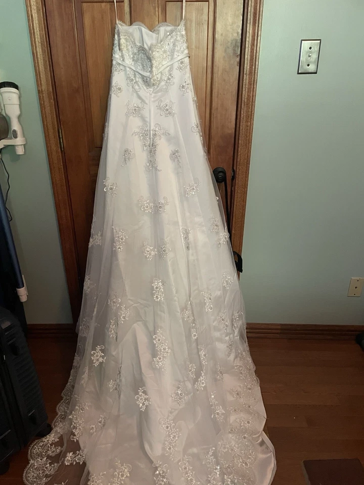 Vestido de novia David's talla 8 nuevo con etiquetas Foto 4 de 4