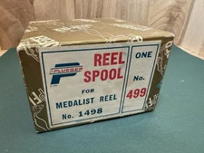 Vintage Pflueger Medalist Reel Spool No 499 Model 1498 Fly Reel  Original Box