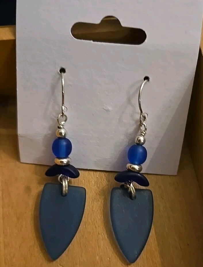 Picture 2 of 12