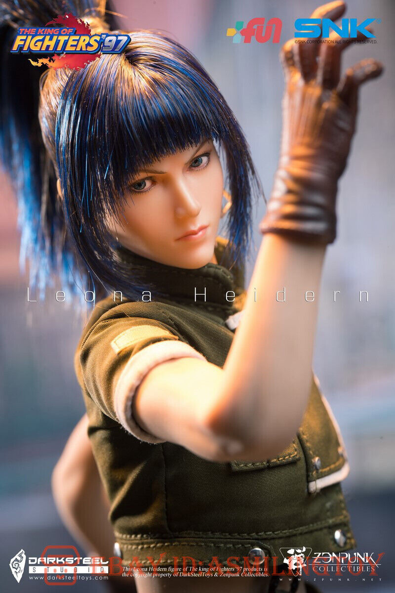 King of Fighters Leona Heidern Rainbow Foil Holo Anime Figure Art Card  Silver