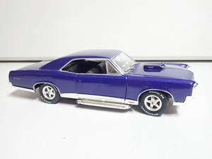 1967 pontiac gto diecast model
