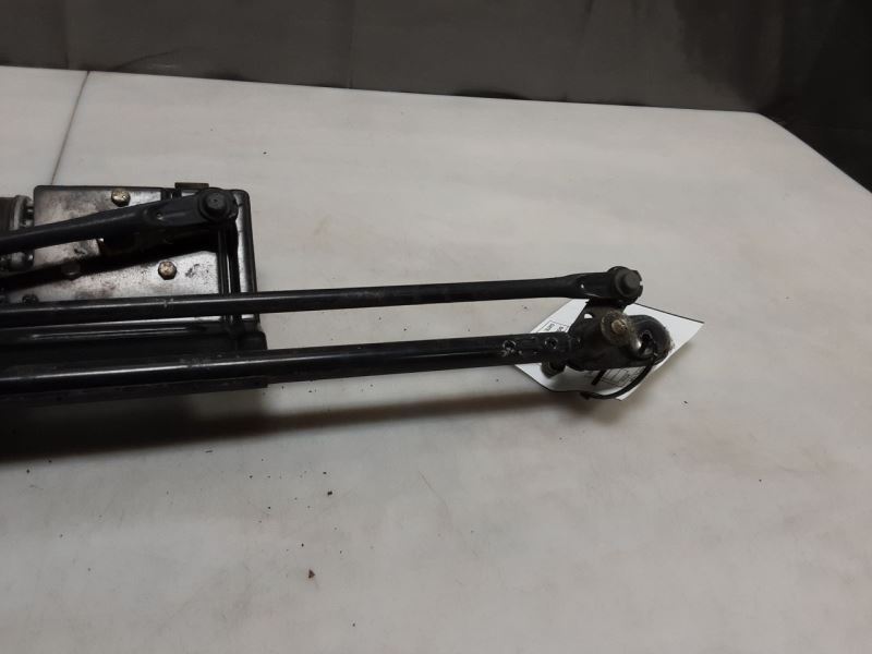 Jeep TJ Wrangler Windshield Wiper Arm Motor and Linkage 55154766 9702