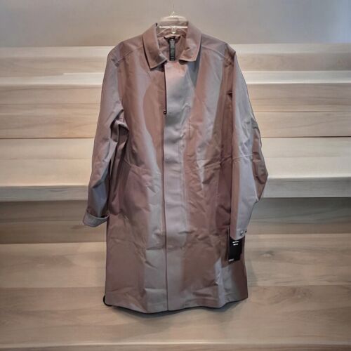 NWT Lululemon Mens New Venture Rain Coat Large Waterproof Windproof $298