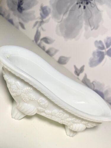 Vintage Avon Milk Glass Trinket Soap Dish Planter Claw Foot Bathtub Tub - Picture 2 of 5