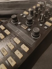 Native Instruments Traktor Kontrol X1 MK2 DJ ...