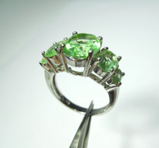 GREEN OVAL STONES FANCY COCTAIL STERLING SILVER RING 925 SIZE 6 .