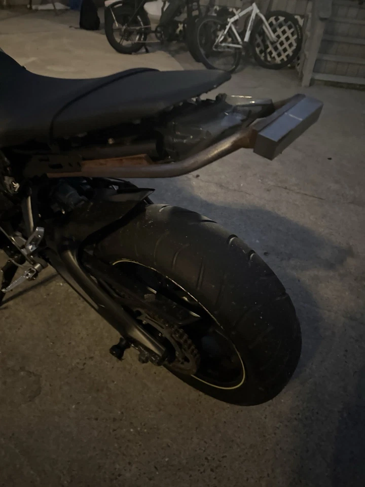 Barra rascadora trasera apta para Yamaha MT-09 FZ-09 2014-2016 con piezas de acrobacias subjaula Foto 2 de 2